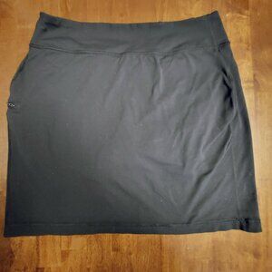 Duluth ~Sz L  Black Stretch Skort ~ Very Good Condition
